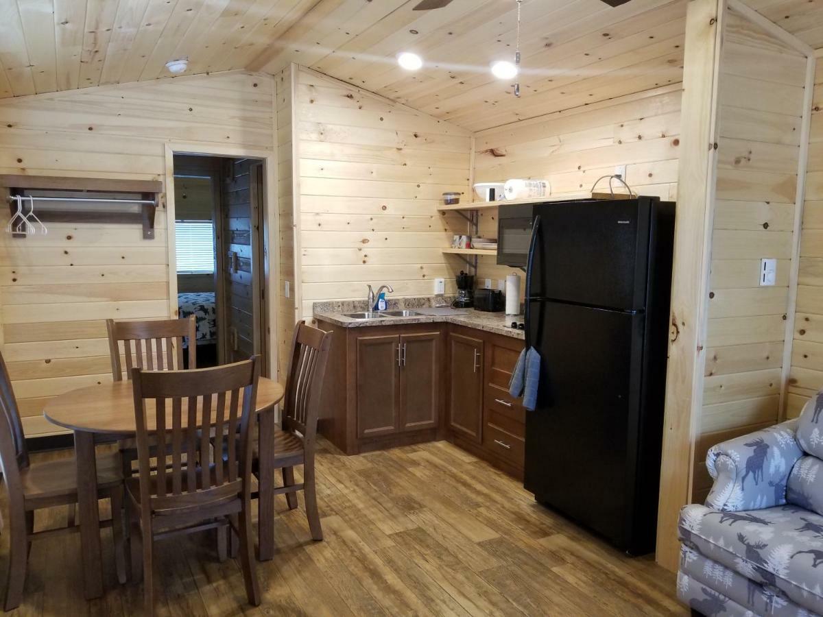 Castle Gate Rv Park Hotel Helper Ngoại thất bức ảnh